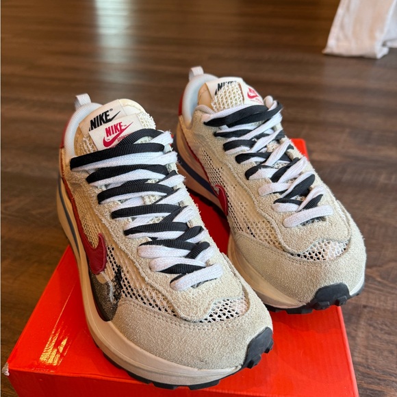 nike sacai vaporwaffle fuchsia - Picture 2 of 6